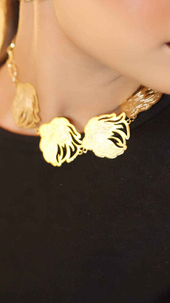lion face necklace