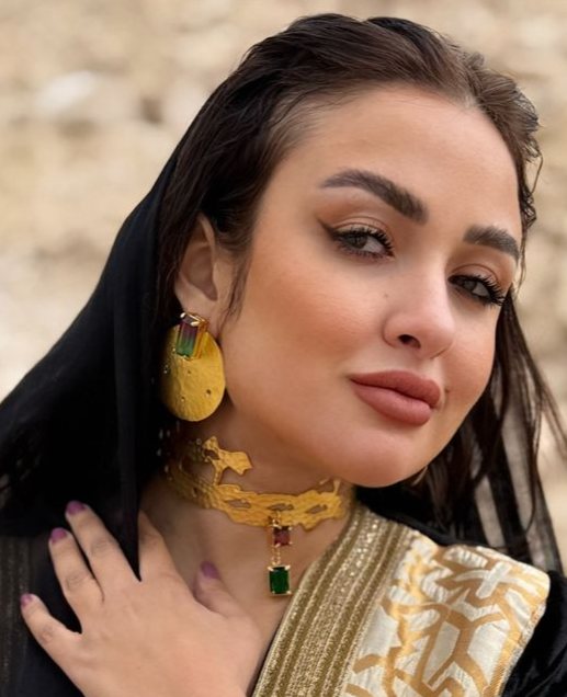 Modern Elegance Matte Gold Plated Brass Choker with Gem Details